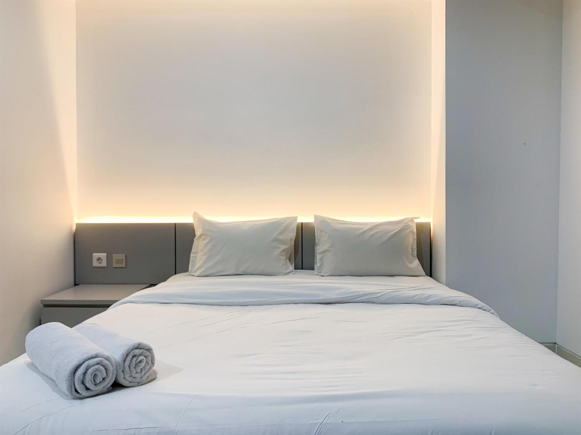Apartemen Modern And Comfort Design At West Vista By Travelio Jakarta
